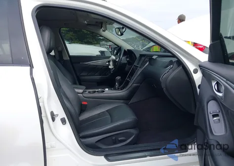 2015 Infiniti Q50 Premium z USA, uszkodzony, nr VIN JN1BV7AR4FM396034